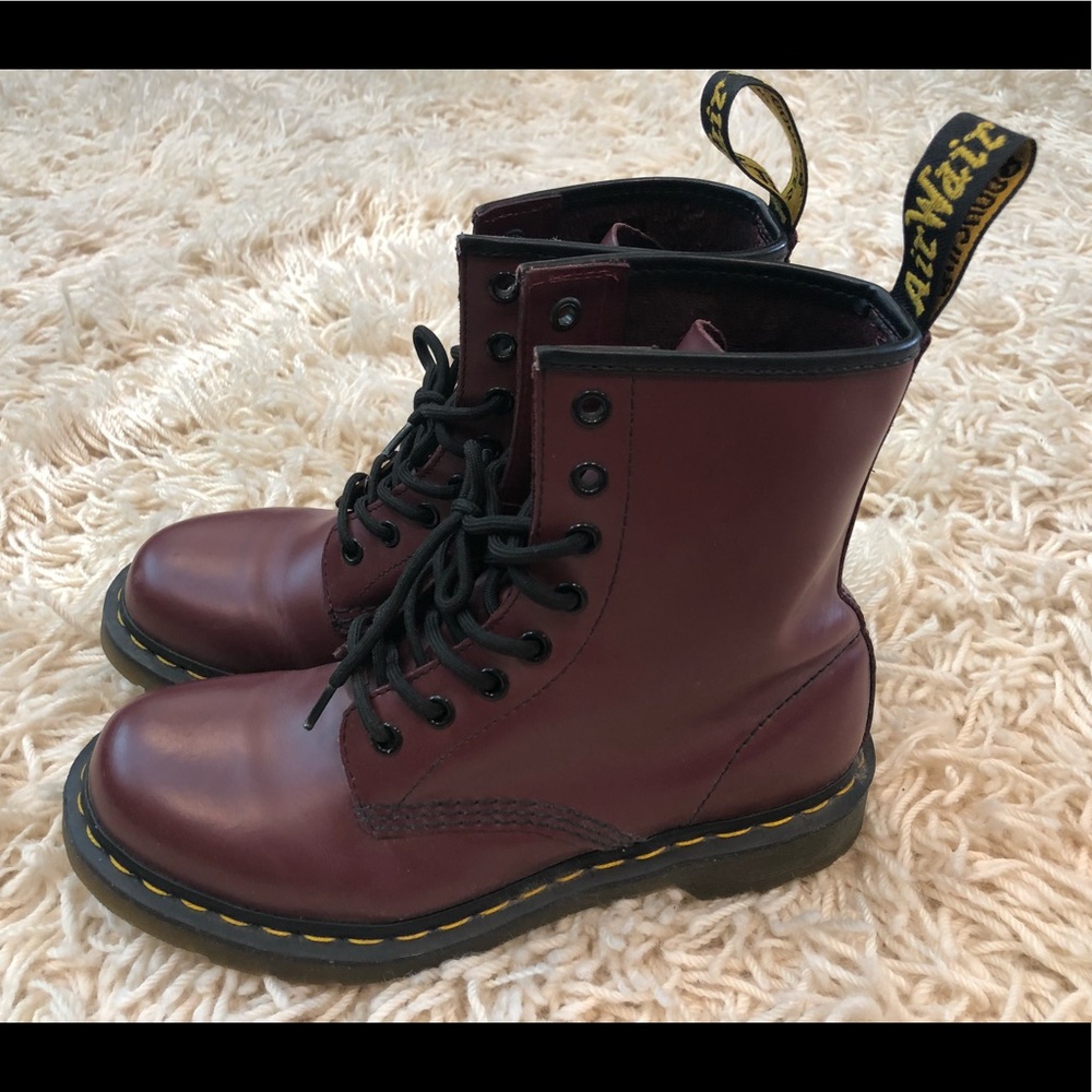 Dr. Martens 8 Eyelet Lace Up Boots Cherry Red SZ8